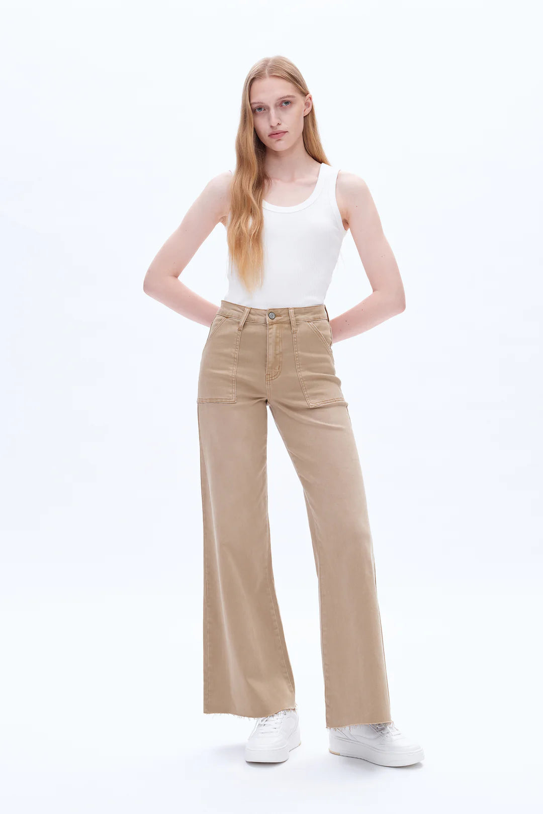 Utility Patch Pocket Wide Leg Jeans