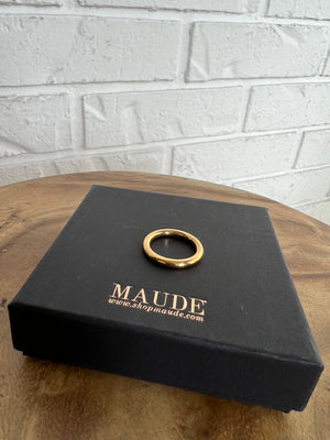 18K Simple Gold Banded Ring