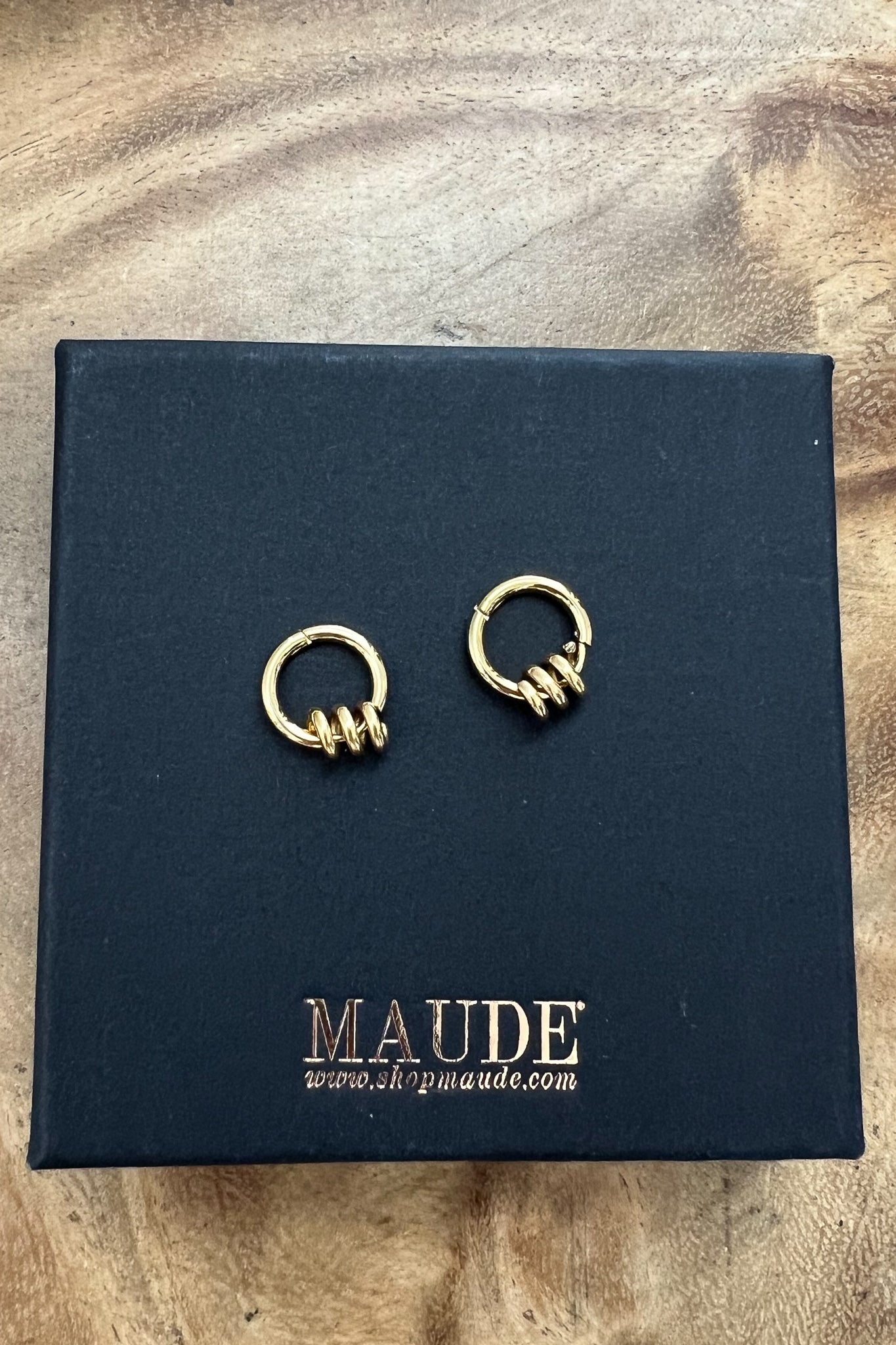 18K Small Coil Hoop Earrings